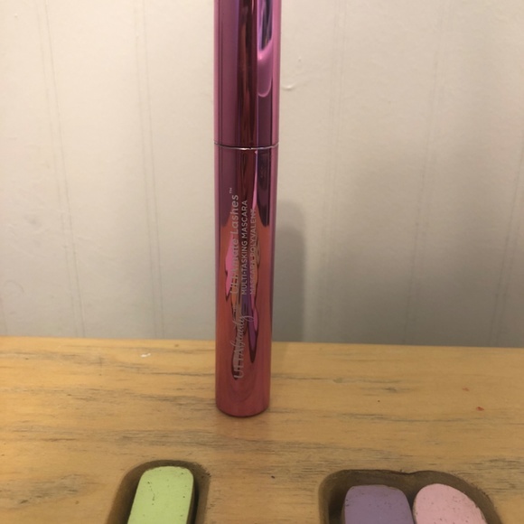 Never Before Used Ulta Beauty Lifting and Lengthening Mascara In Shade Jet Black - Picture 3 of 3